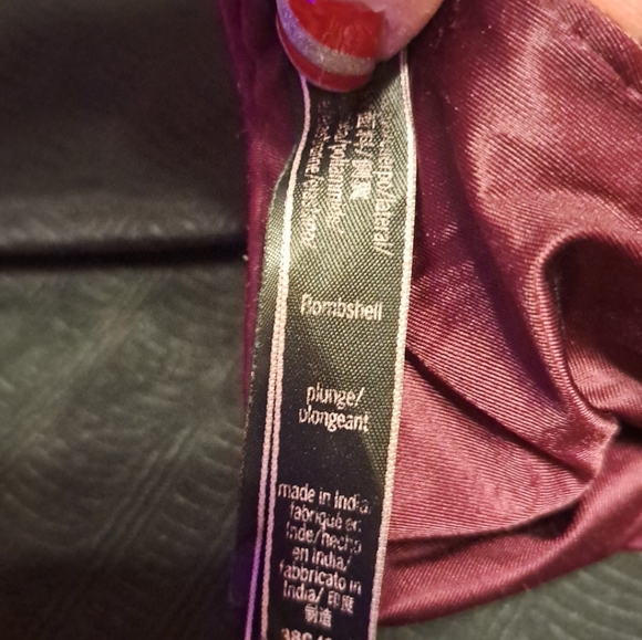 Vs bombshell bra - Picture 3 of 3